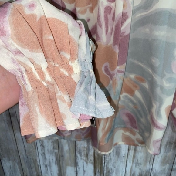 Entro Never Felt So Loved Top In Peach Splatter - Picture 7 of 8